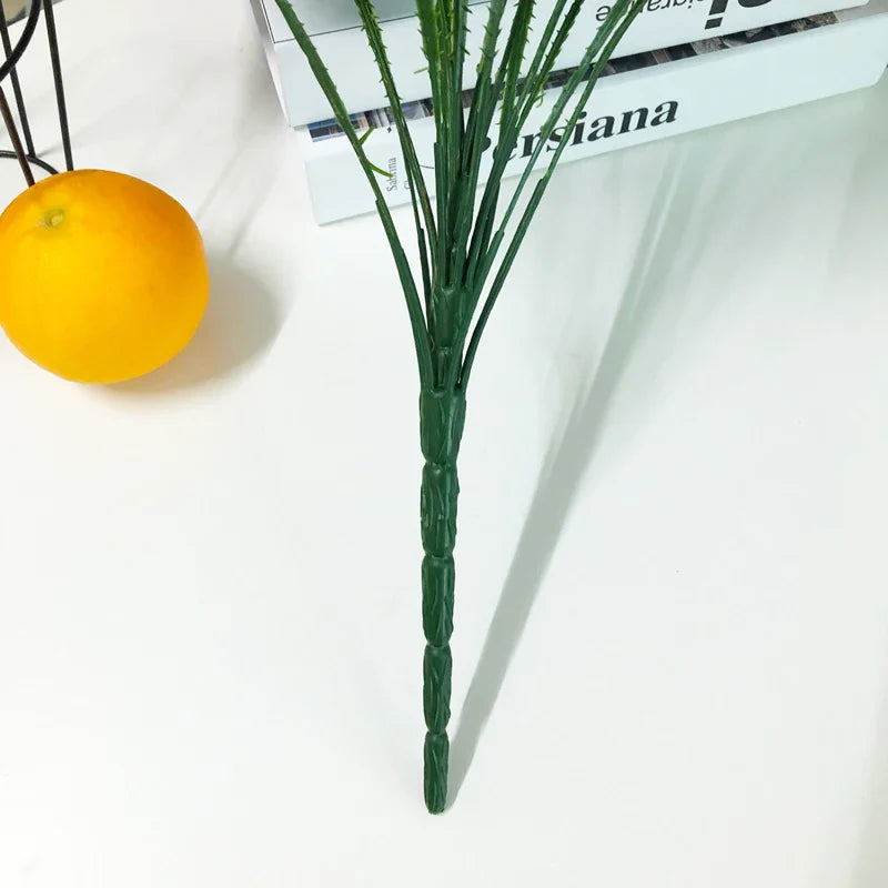 Dlight Decor 50cm Palm Plant with 18 Tropical Leaves 50cm 18Leaves