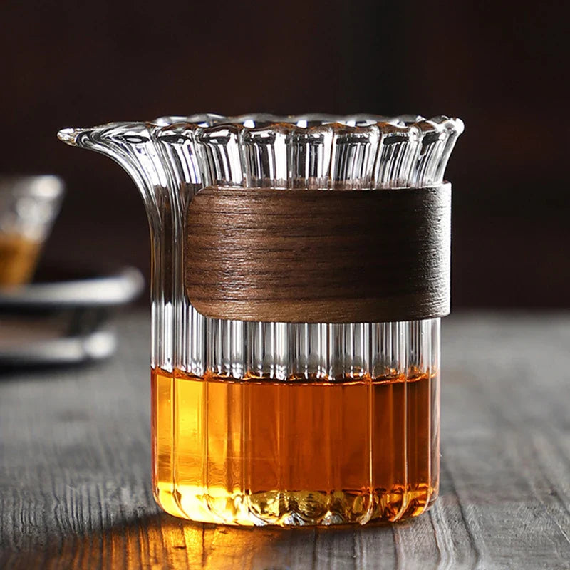Dlight Decor 233ml Glass Tea Pot with Wood Ring Handle 233ml / 1pcs