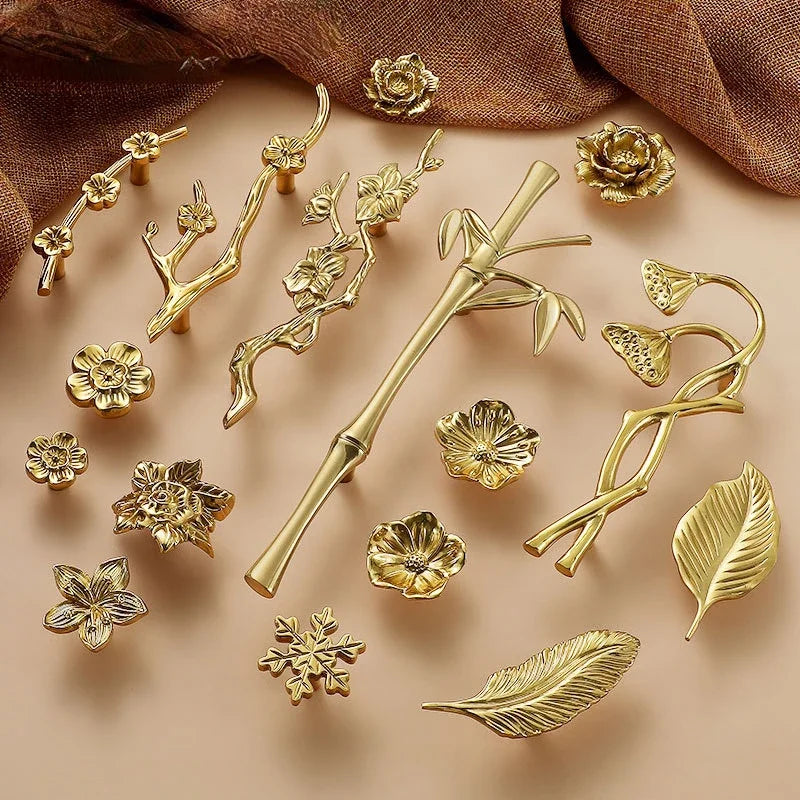 Luxury Brass Flower and Leaf Cabinet Handles – Chinese-Style Decorative Pulls for Wardrobes and Drawers Handles