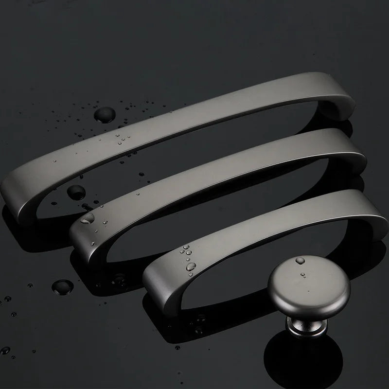 Modern Minimalist Pearl Black Cabinet Handles – European Style Wardrobe and Drawer Pulls Handles
