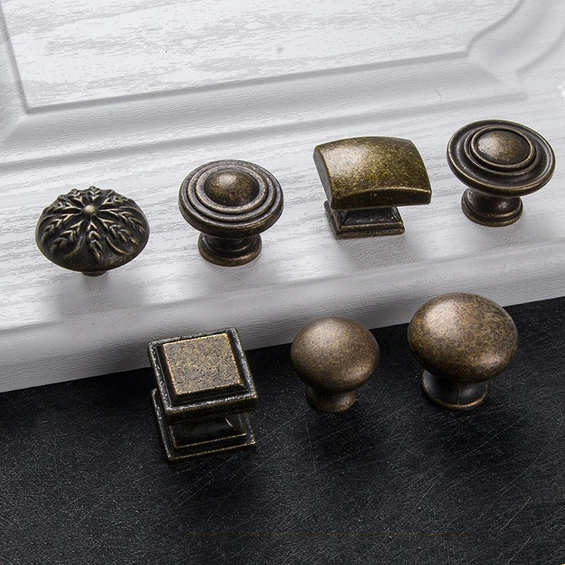 Antique Bronze Cabinet Handles - Retro Drawer Pulls Vintage Zinc Alloy Kitchen Hardware for Furniture Dresser and