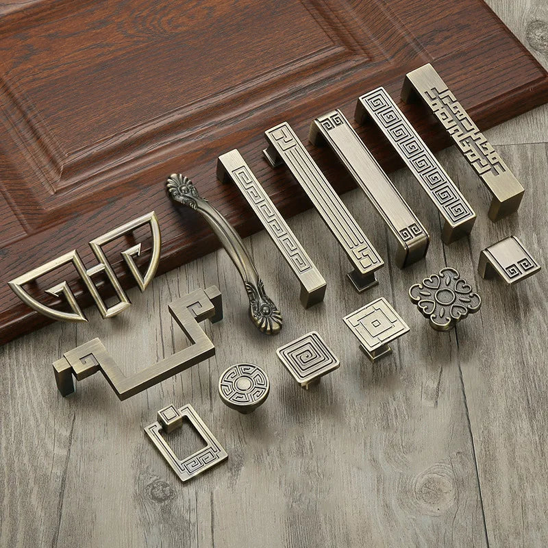 Antique Bronze Cabinet Knobs and Handles – Vintage Furniture Hardware Handles