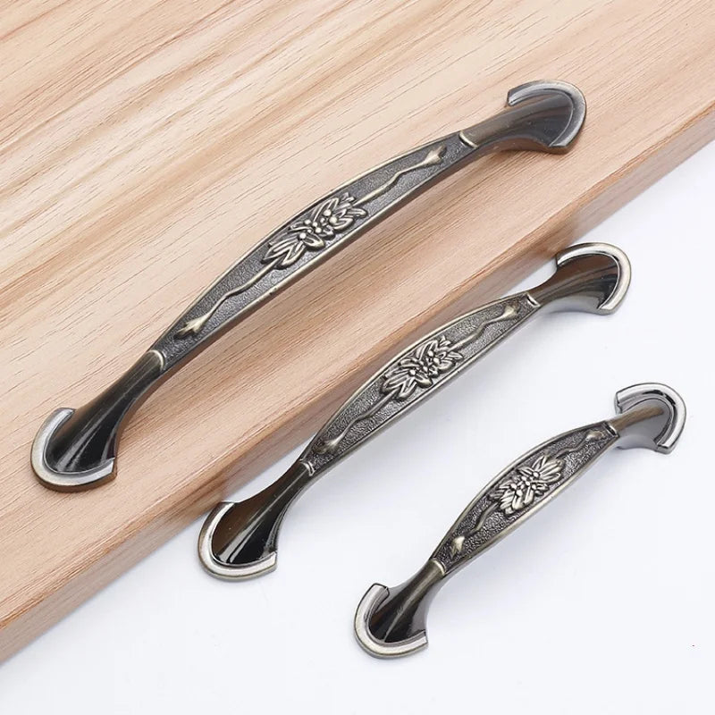 Antique Bronze Cabinet Handles - Vintage Zinc Alloy Drawer Pulls for Furniture Handles