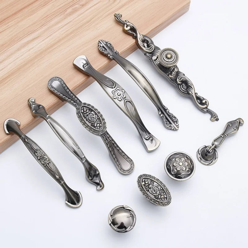 Antique Bronze Cabinet Handles - Vintage Zinc Alloy Drawer Pulls for Furniture Handles