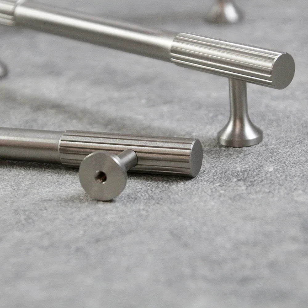 Solid Brass Vertical Linear Cabinet Knobs – Long Drawer Handles for Kitchen Wardrobe and Wooden Doors Handles