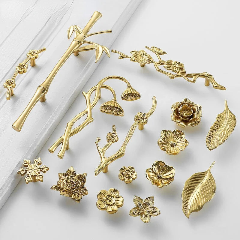 Luxury Brass Flower and Leaf Cabinet Handles – Chinese-Style Decorative Pulls for Wardrobes and Drawers Handles